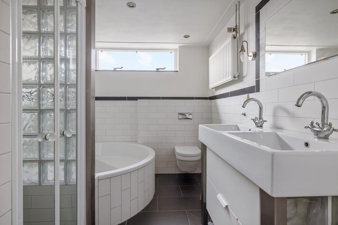 Foto 7 van Den Achterhof 25