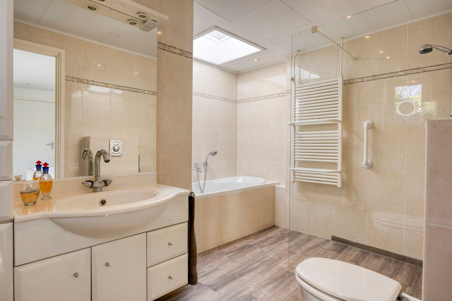 Foto 34 van Liefkenshoek 14