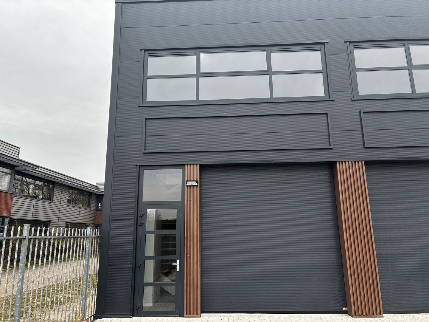 Bekijk foto 2 van Angstelkade 2-A