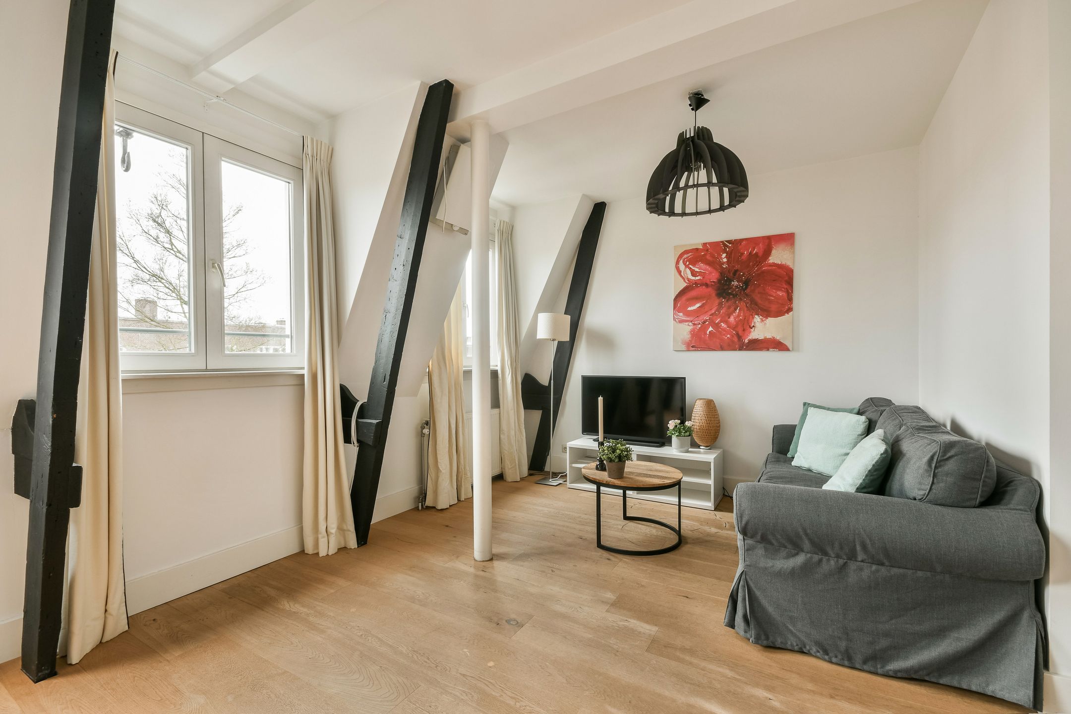 Foto 3 van Roelof Hartstraat 7-4