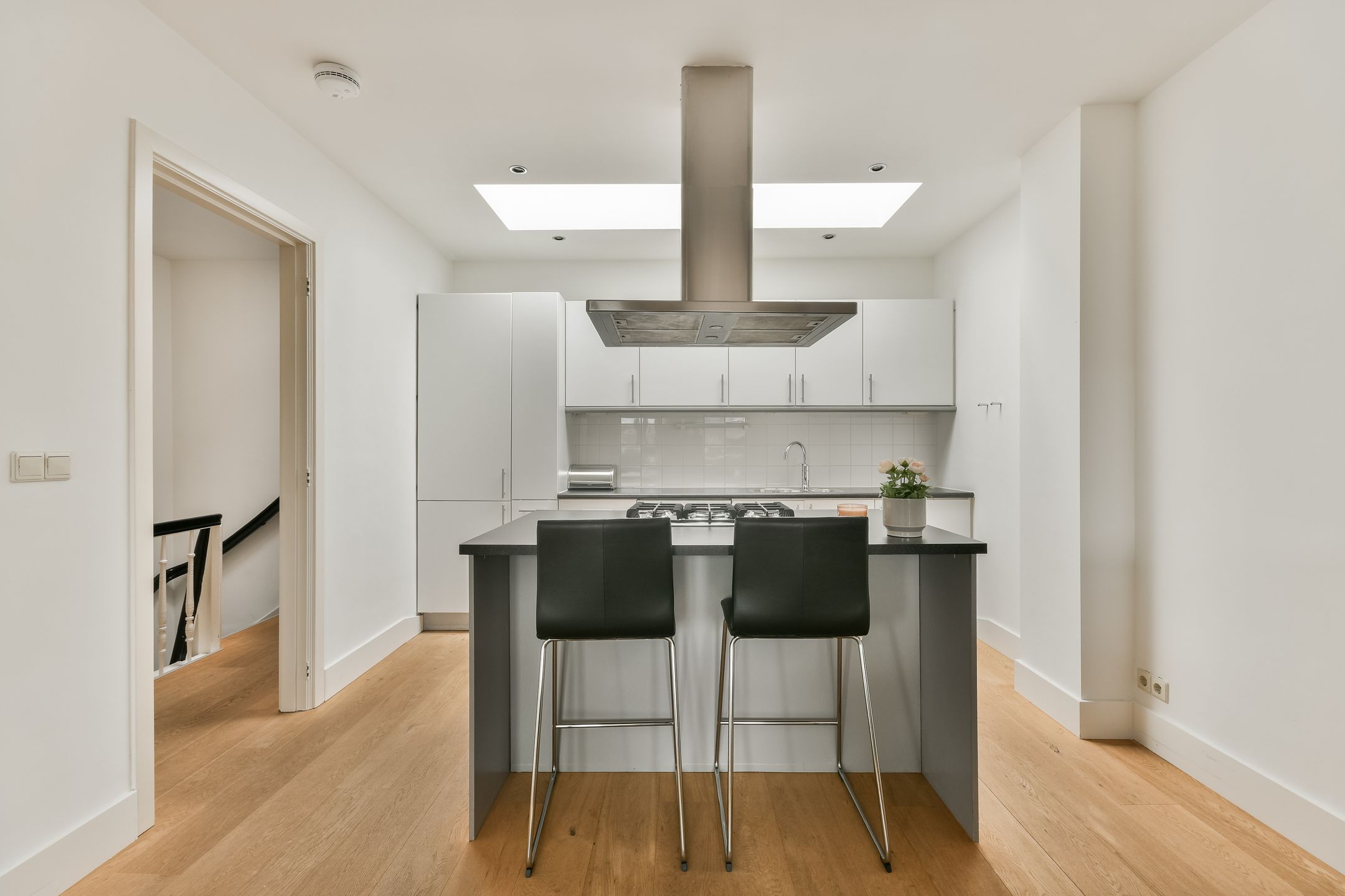 Foto 6 van Roelof Hartstraat 7-4