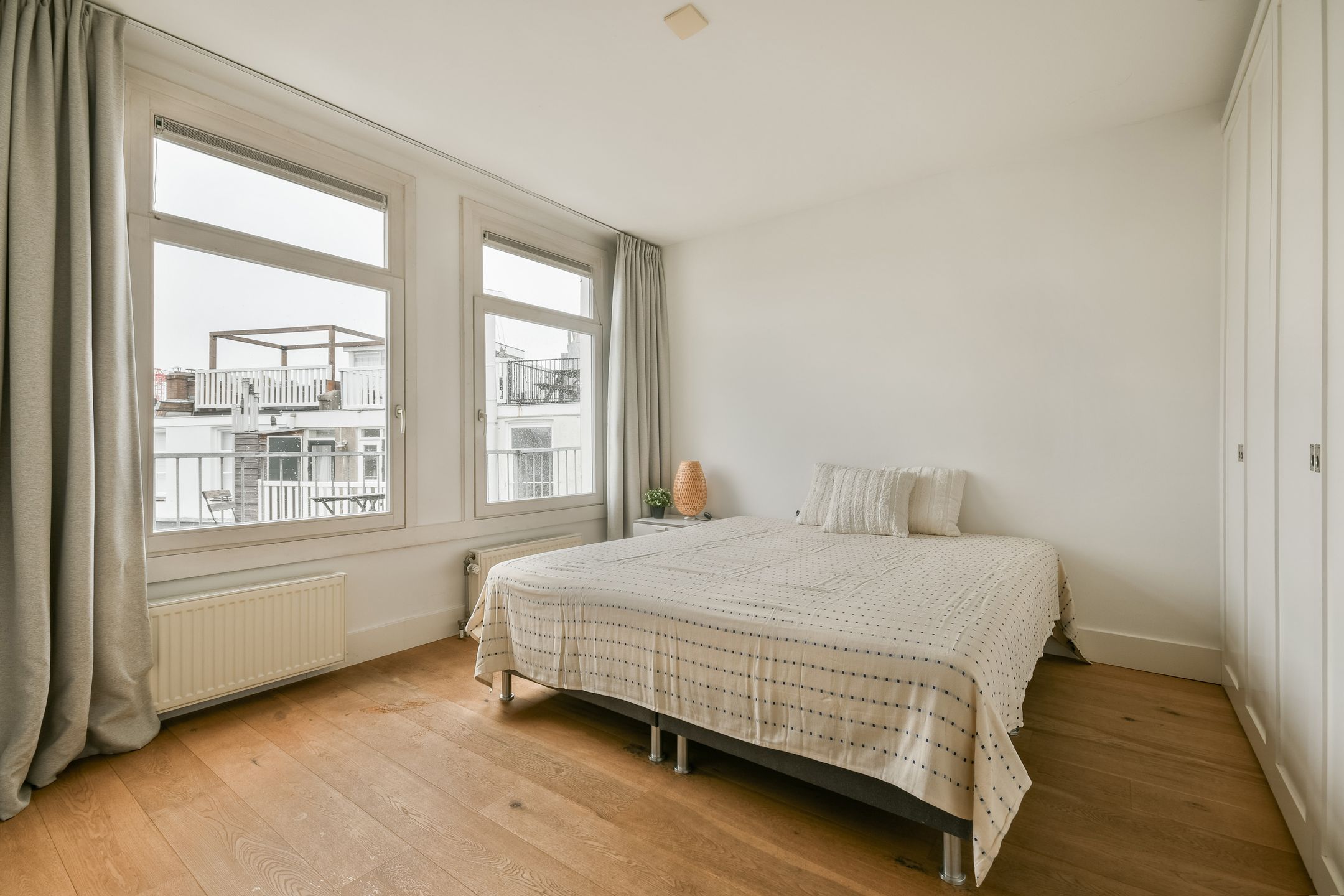 Foto 9 van Roelof Hartstraat 7-4