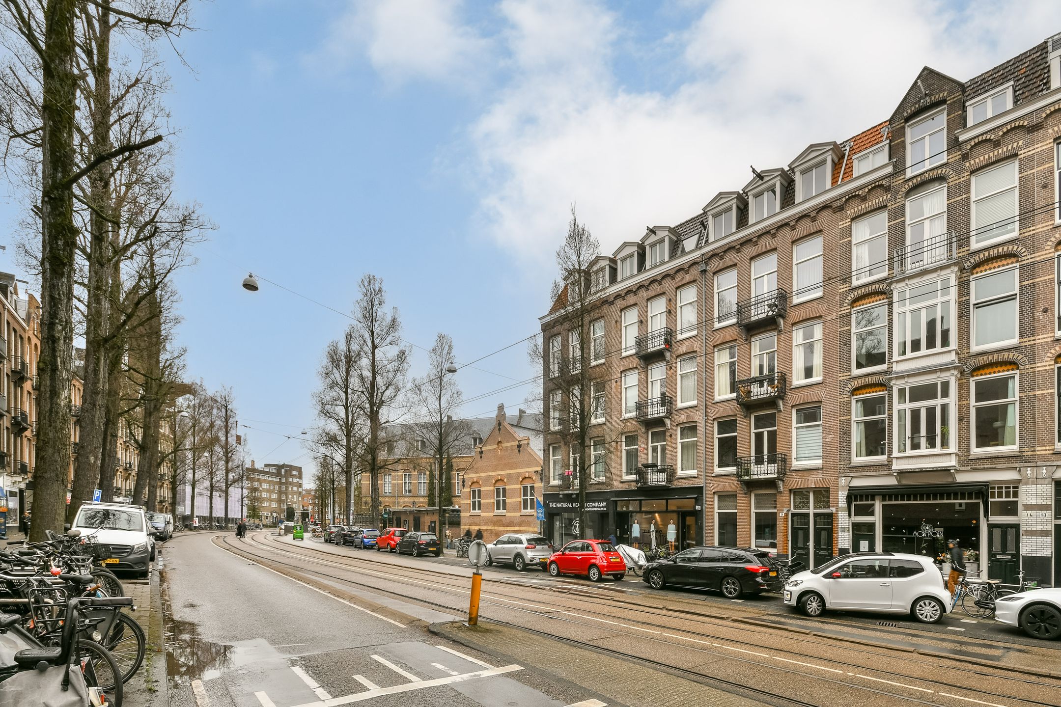 Foto 18 van Roelof Hartstraat 7-4