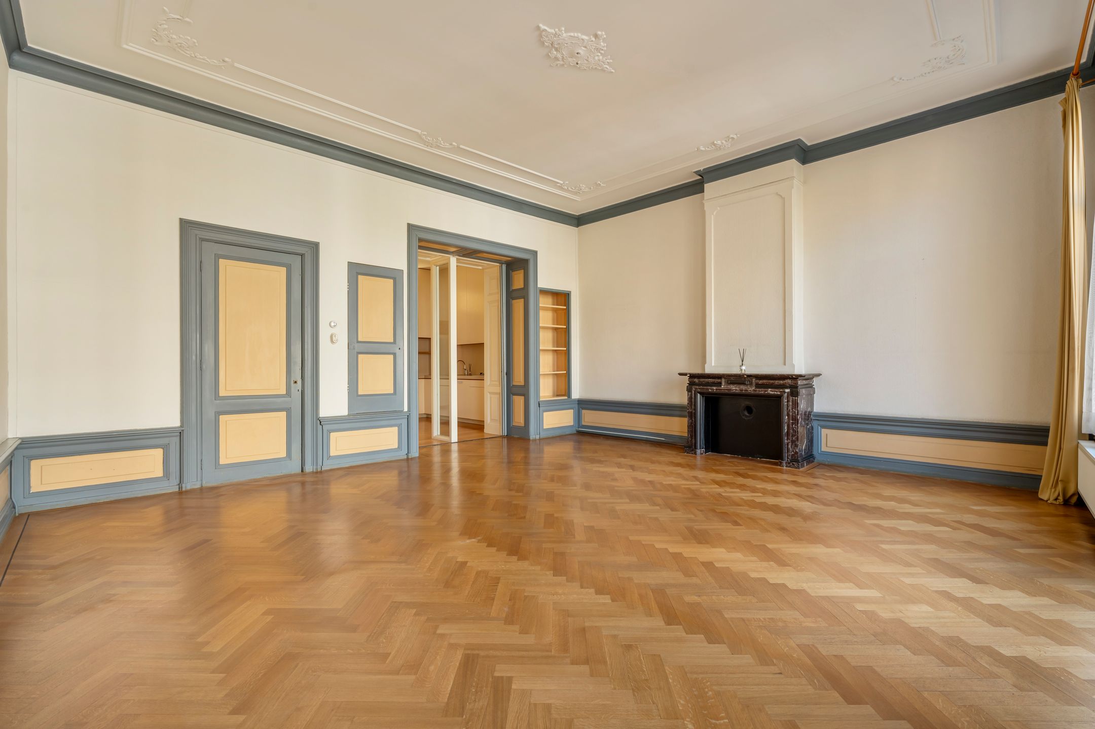 Photo 15 of Van Eeghenstraat 117-B
