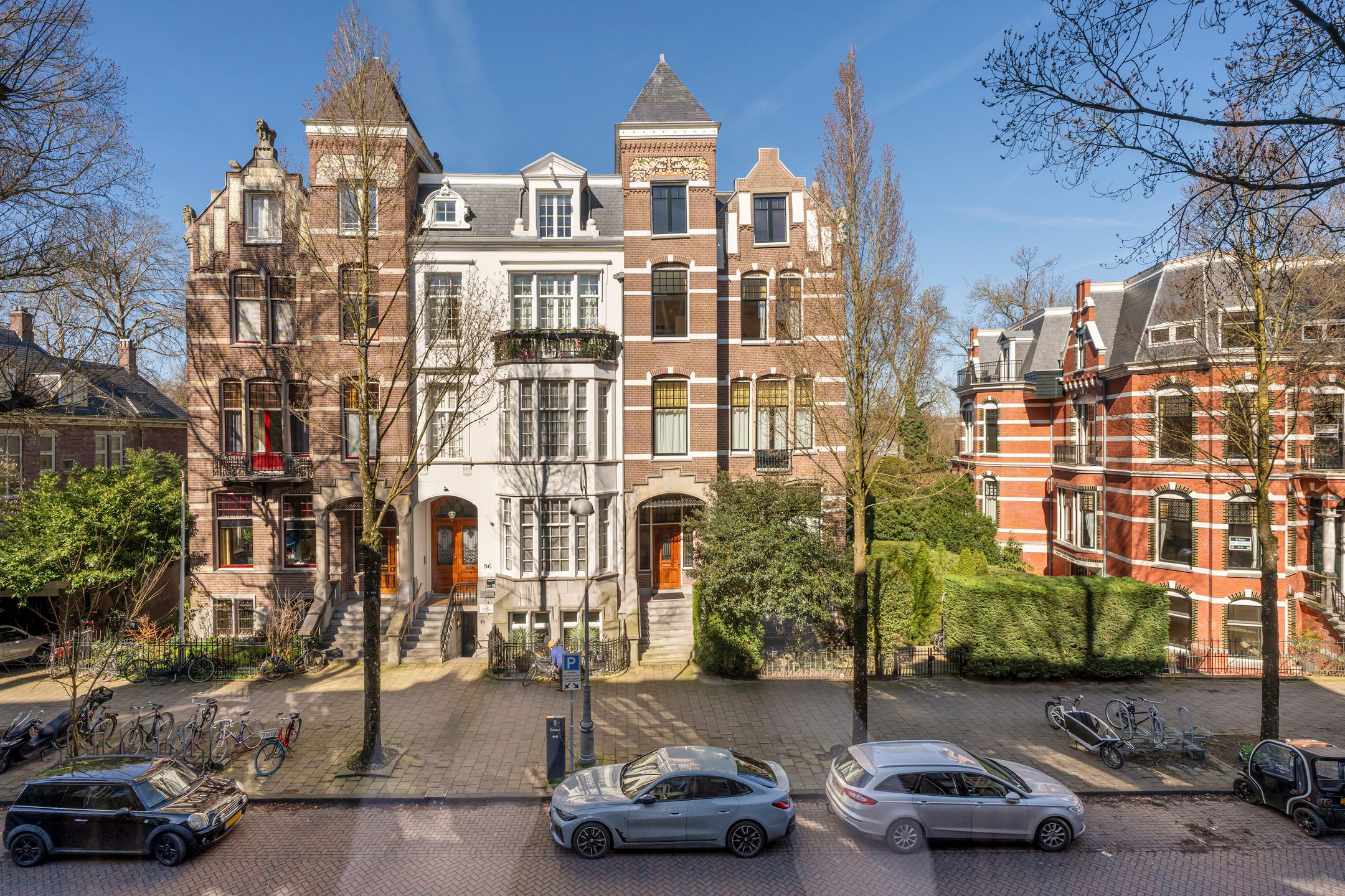 Photo 18 of Van Eeghenstraat 117-B