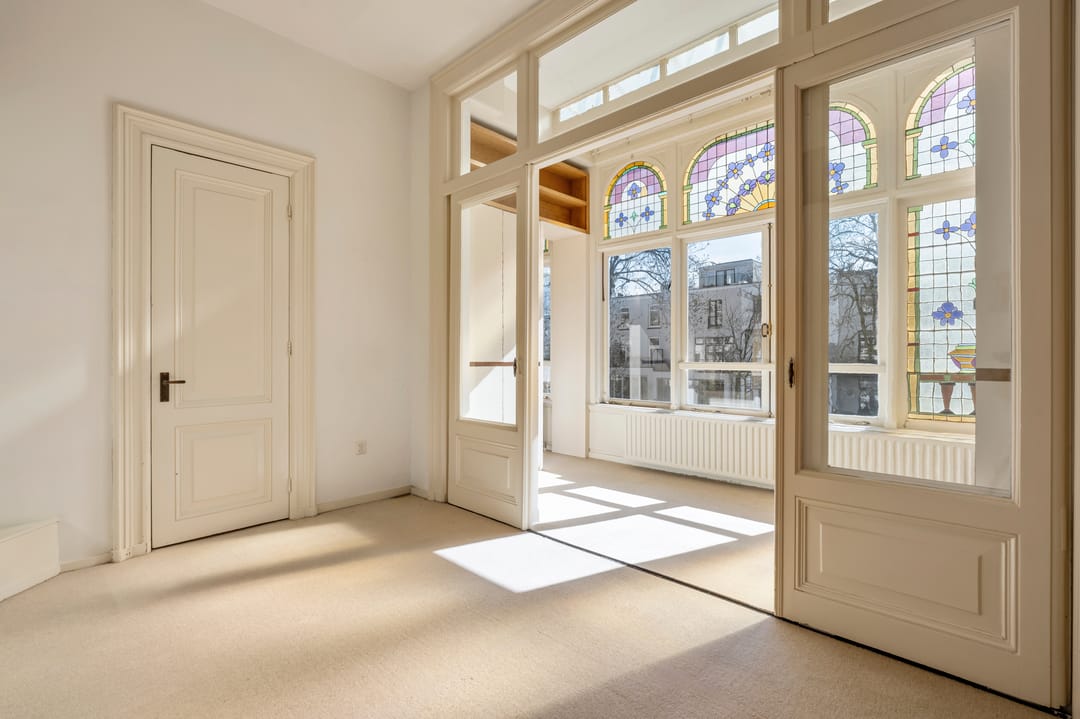 Photo 23 of Van Eeghenstraat 117-B