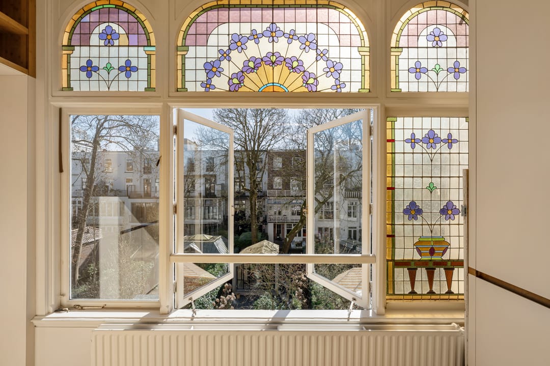 Photo 26 of Van Eeghenstraat 117-B