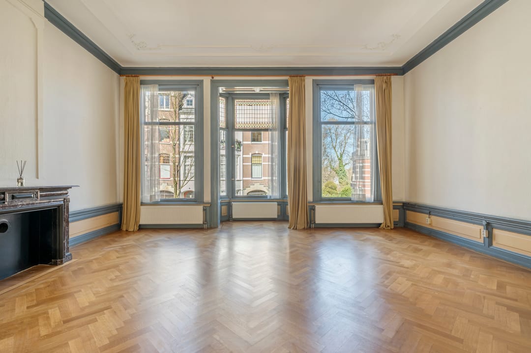Photo 11 of Van Eeghenstraat 117-B