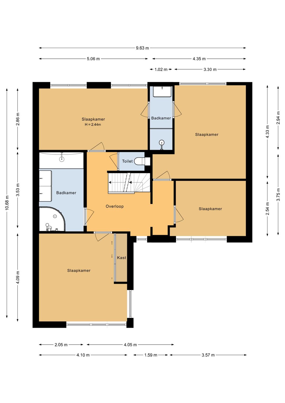 Modern 2-under-1-roof family home with 5 bedrooms, 2 bathrooms, and roof terrace — 49