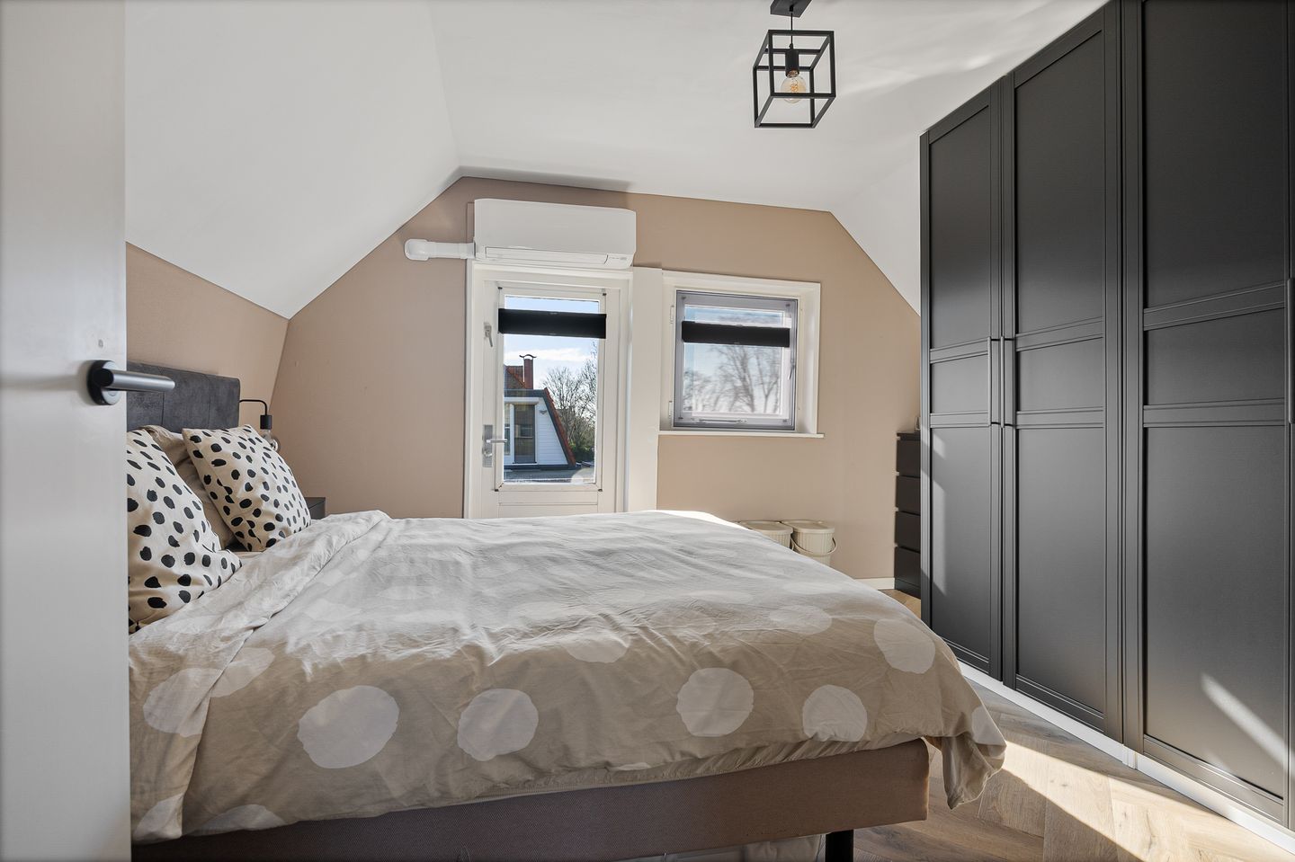 Foto 35 van van der Meulenstraat 3