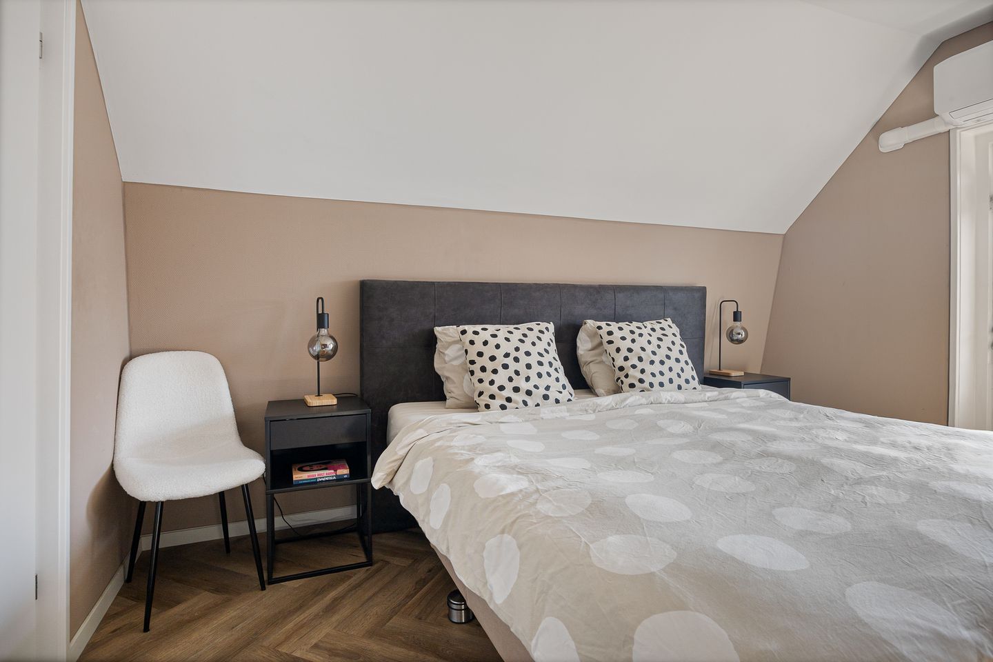 Foto 34 van van der Meulenstraat 3