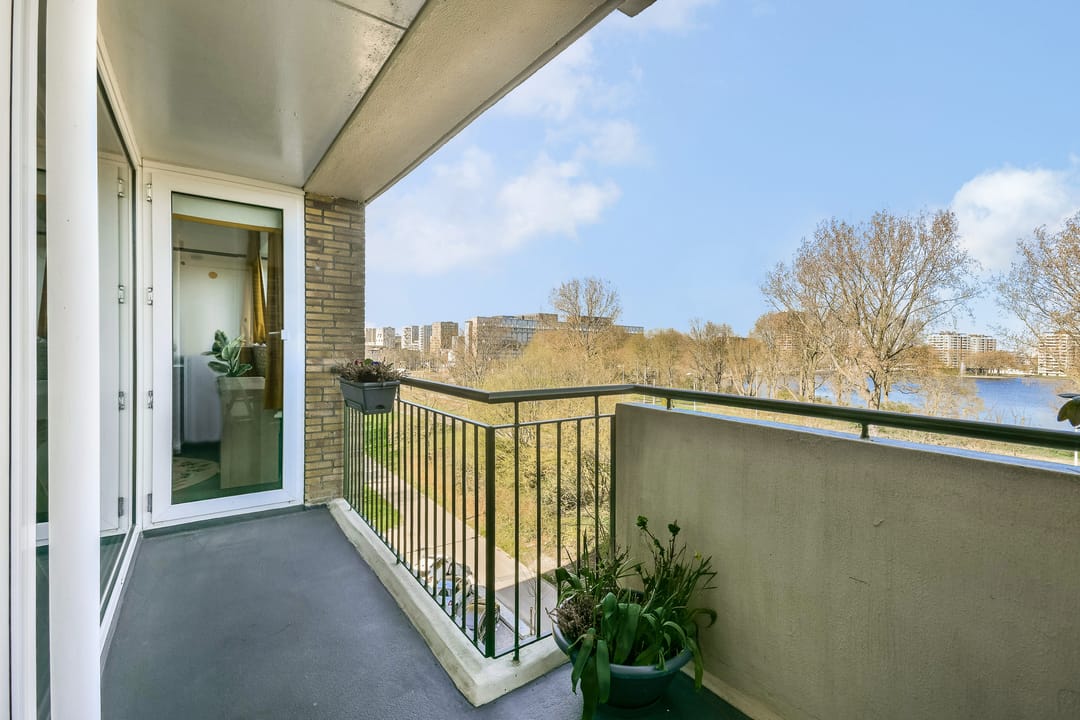 Photo 11 of Eastonstraat 223