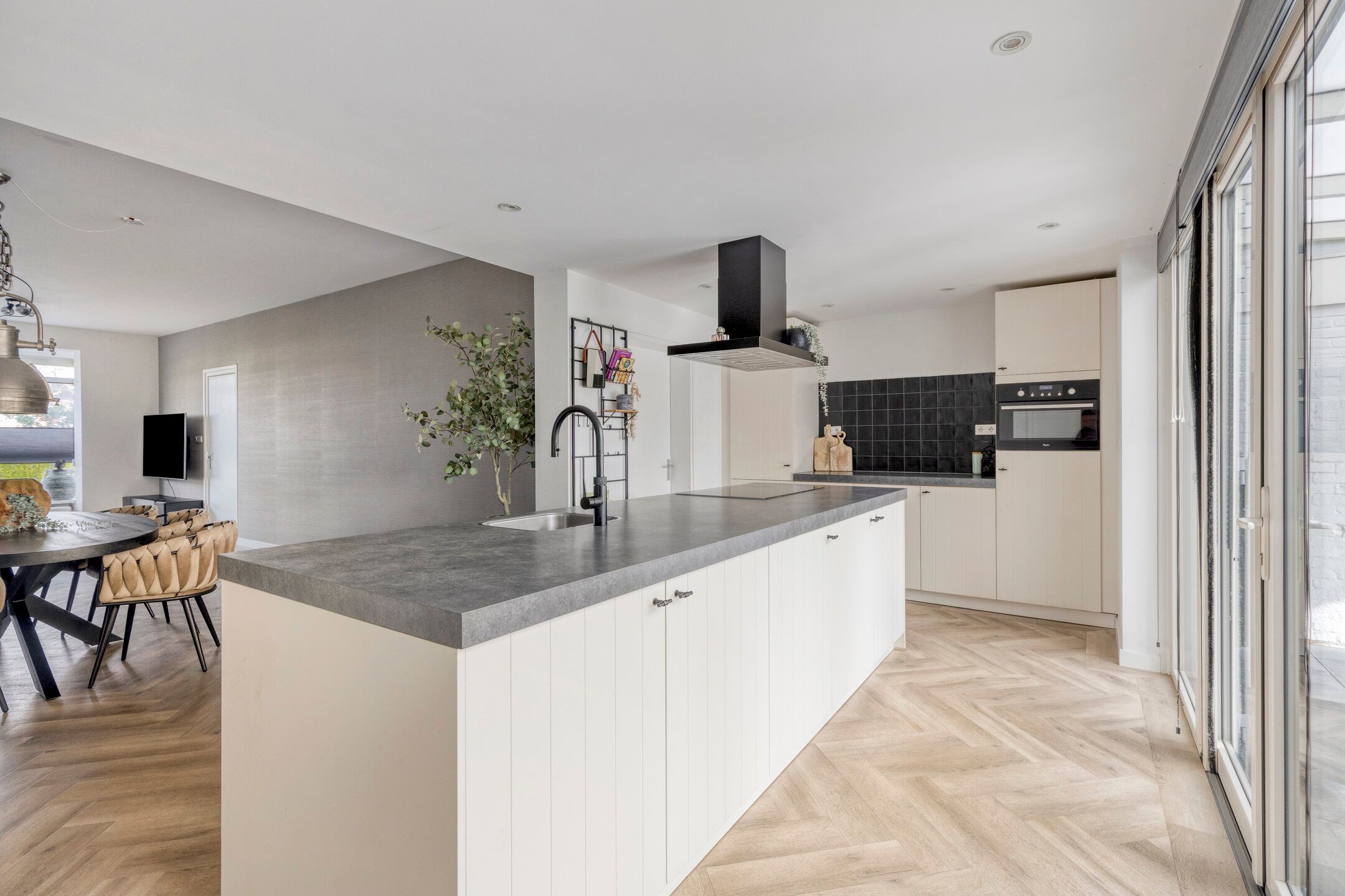 Foto 3 van Parallelweg 13