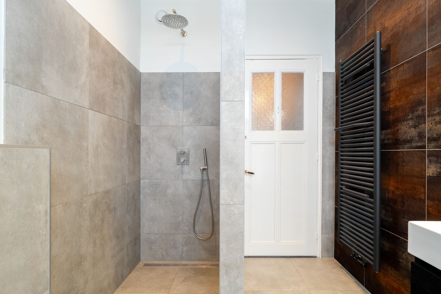 Foto 35 van Verlengde Hereweg 133-A