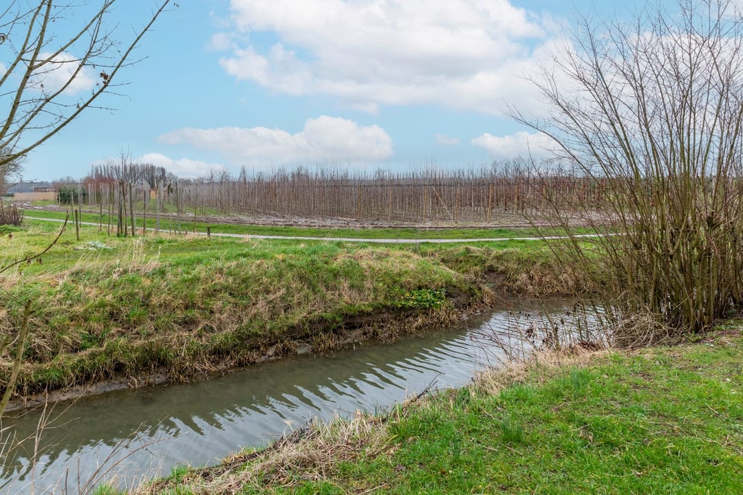 Photo 2 of Kermenstein 80