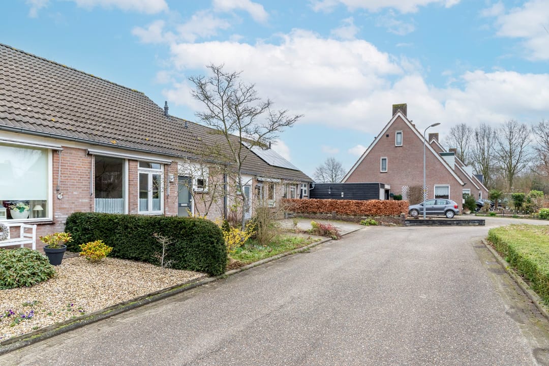 Photo 46 of Kermenstein 80