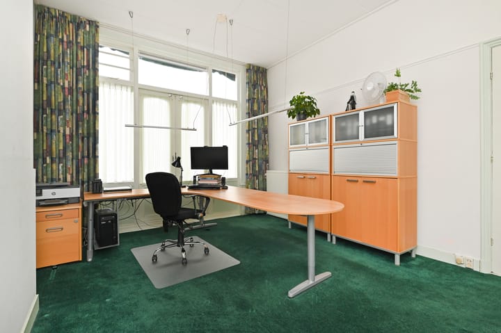 Photo 5 of Bentinckstraat 133