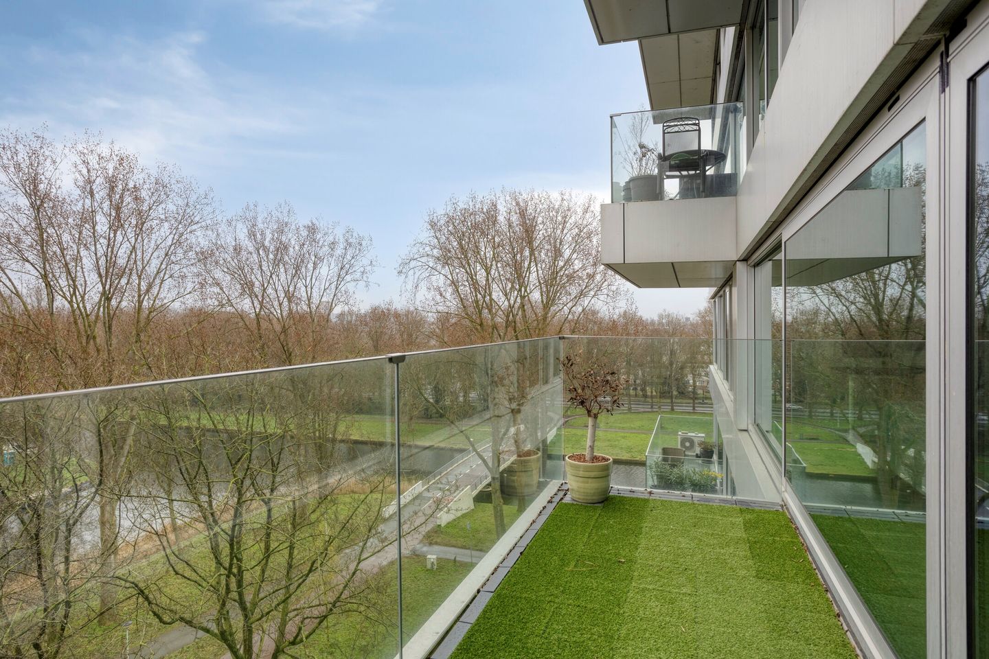 Modern Three-Room Apartment with Parking and Bought-off Ground Lease in Amsterdam Zuidwest — 19