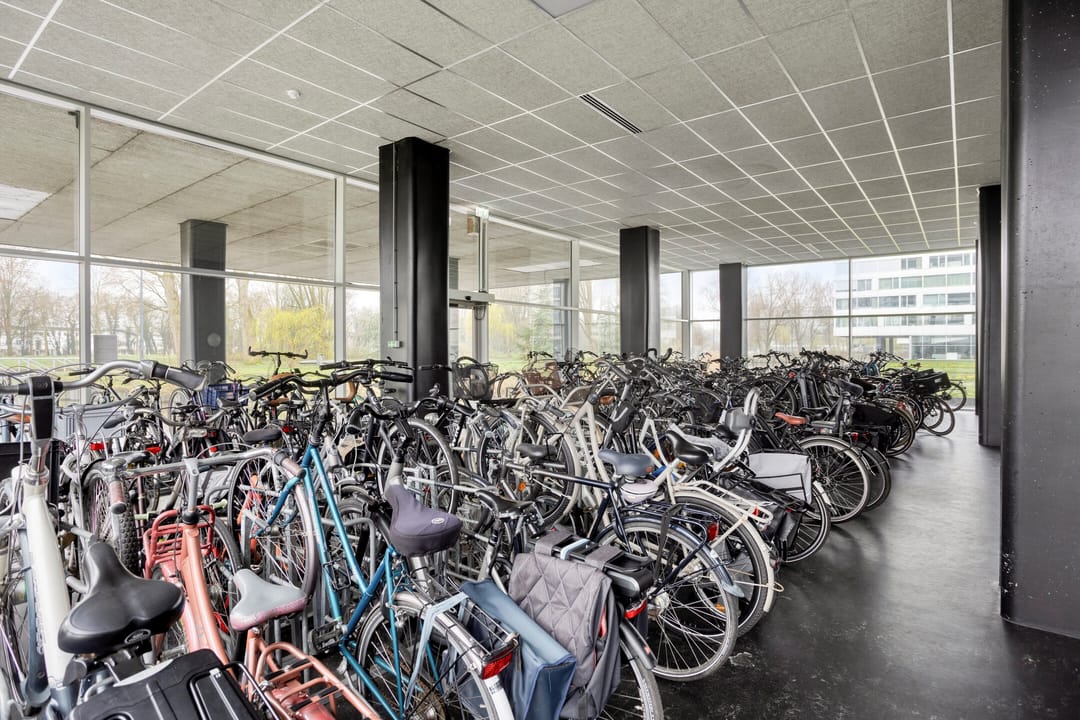 Modern Three-Room Apartment with Parking and Bought-off Ground Lease in Amsterdam Zuidwest — 25