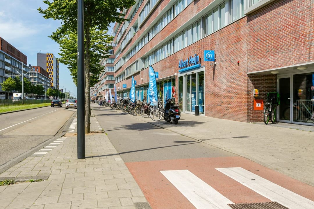 Modern Three-Room Apartment with Parking and Bought-off Ground Lease in Amsterdam Zuidwest — 30