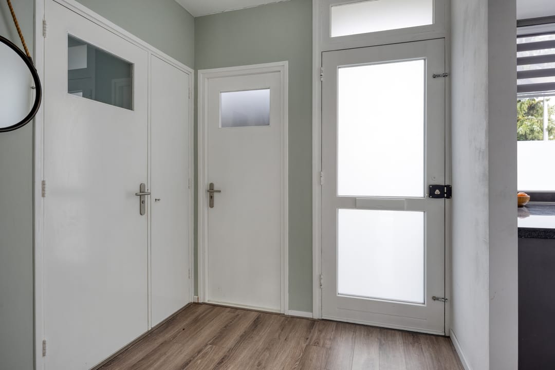 Photo 13 of Irenestraat 30