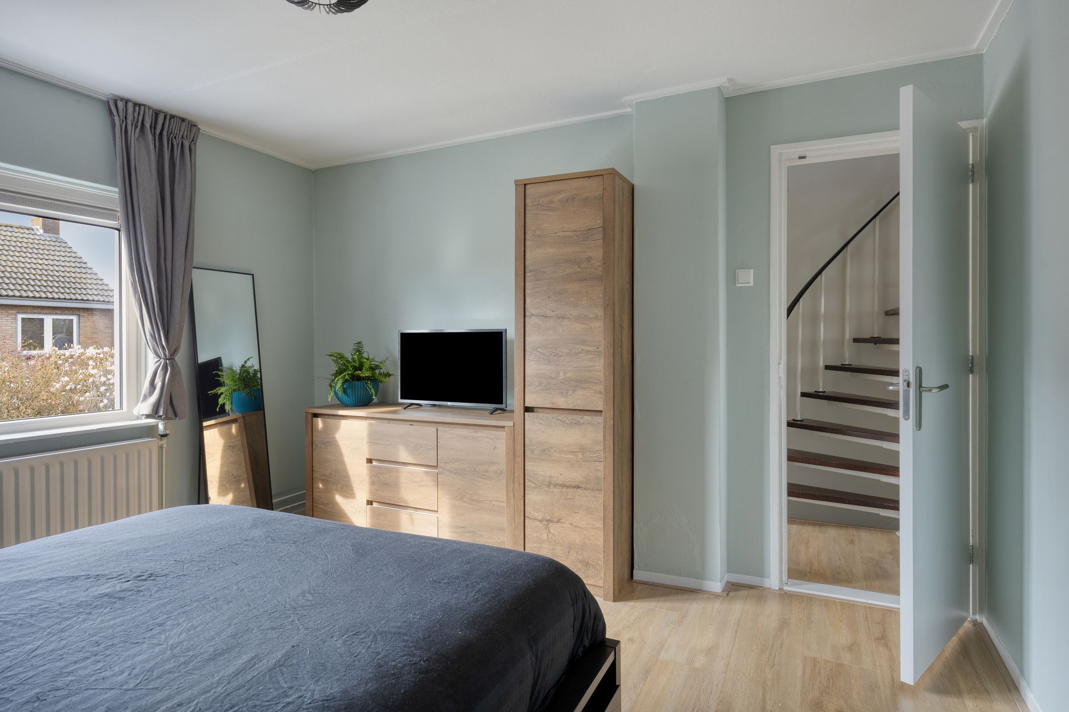 Photo 18 of Irenestraat 30