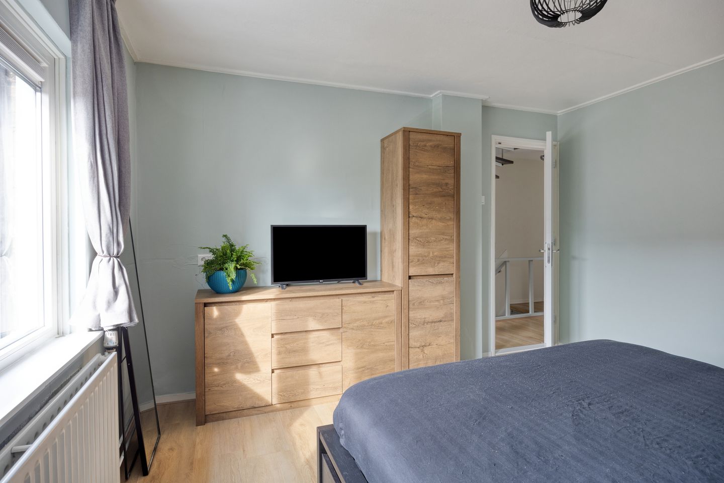 Photo 19 of Irenestraat 30