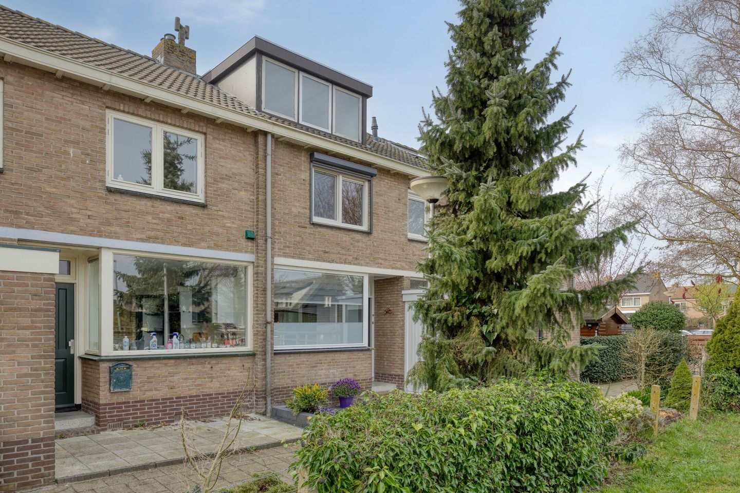 Photo 40 of Irenestraat 30