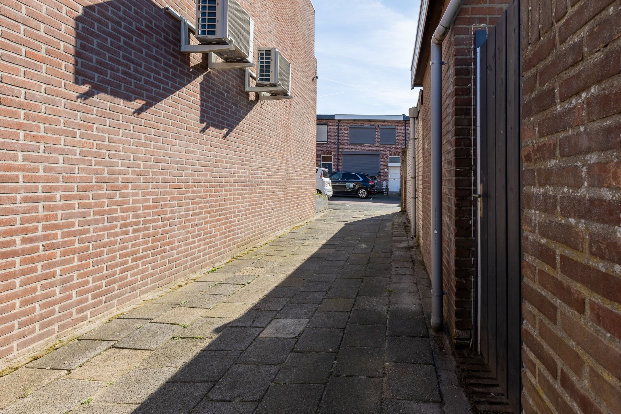 Move-in Ready Family Home with Solar Panels and Garden in Bergen op Zoom — 36