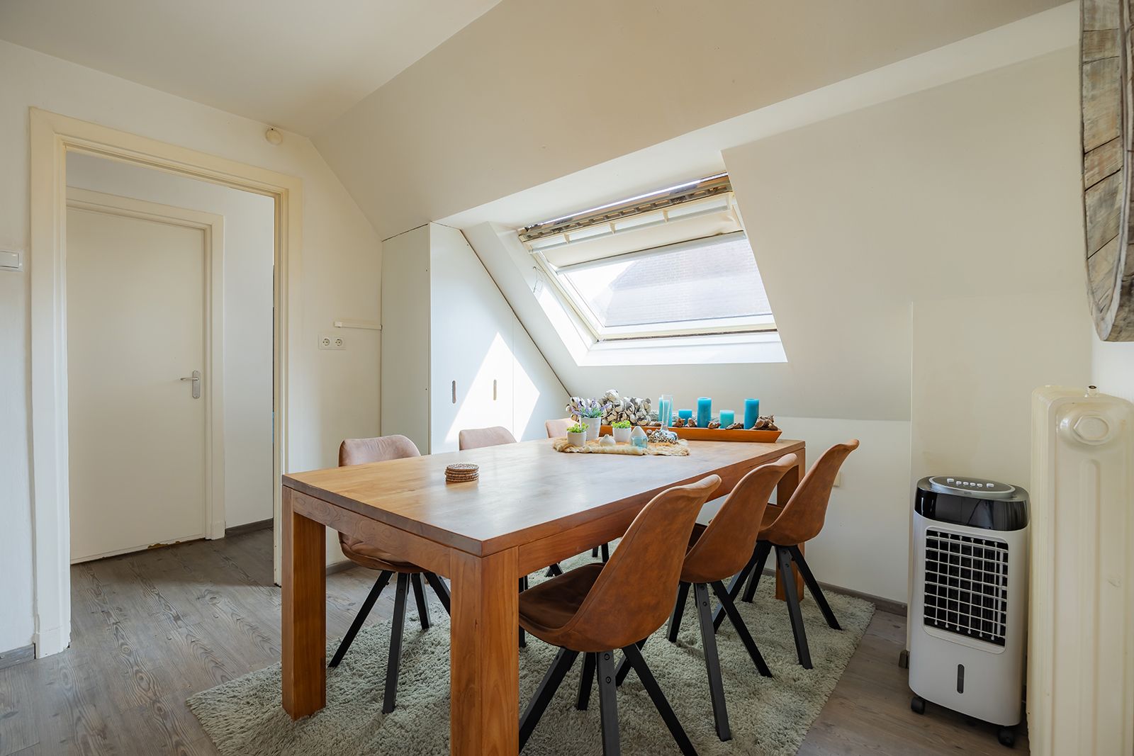 Charming upper apartment with sunny roof terrace in Best — 21