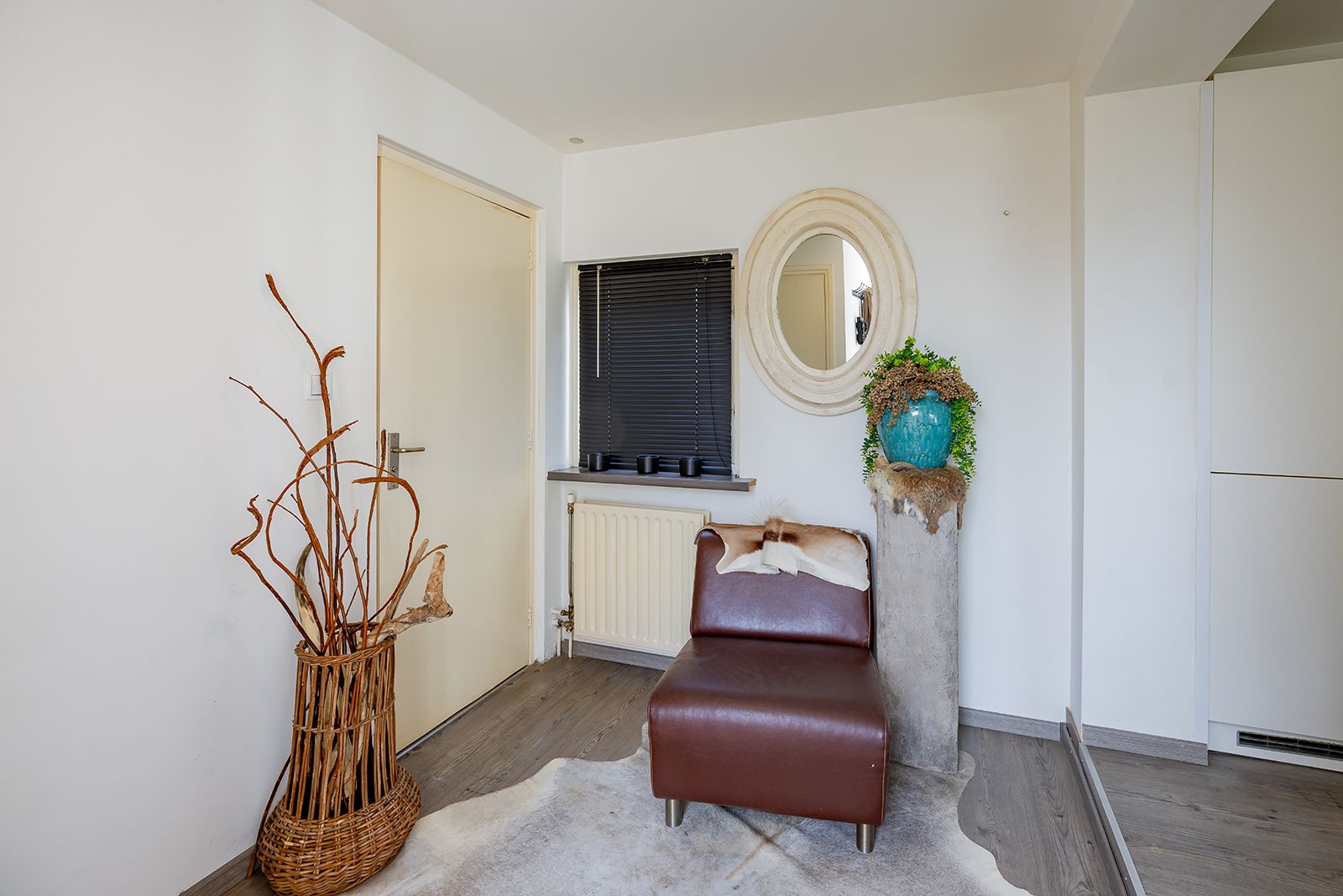 Charming upper apartment with sunny roof terrace in Best — 24