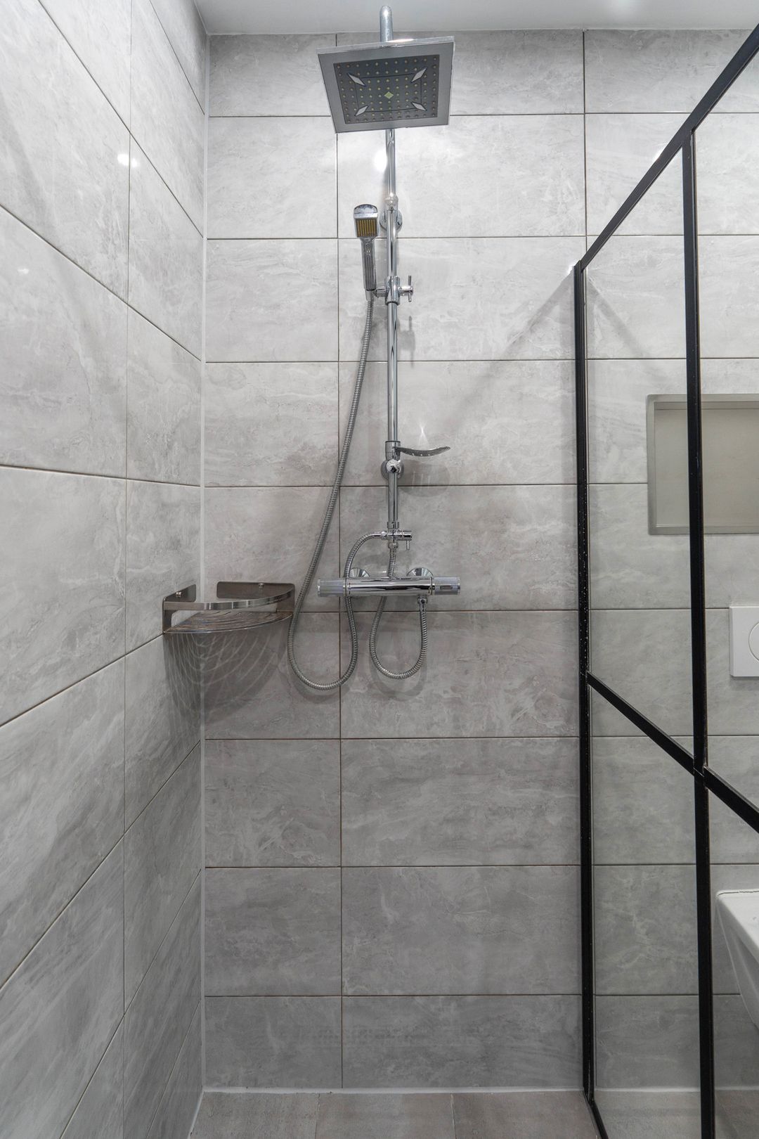 Foto 13 van Van Loostraat 115