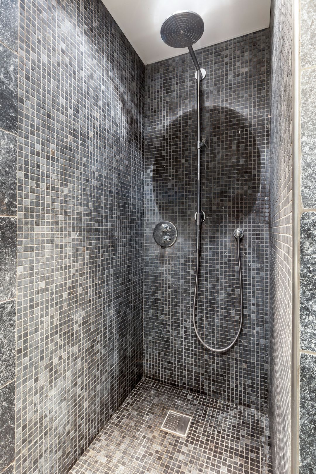 Photo 32 of Veldekster 25