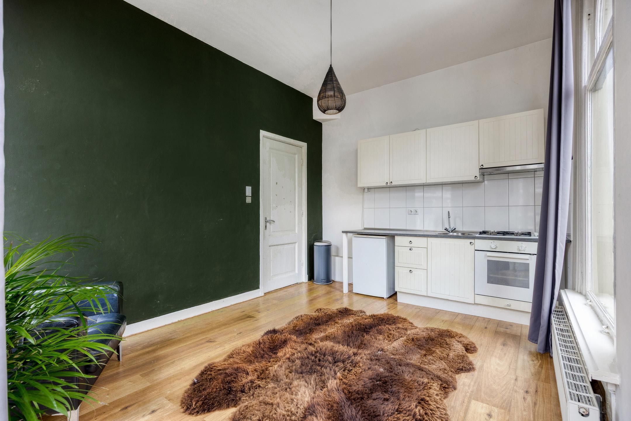 Photo 6 of Rijnstraat 80-A4