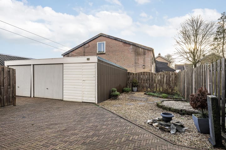 Foto 5 van Perebomenweg 12