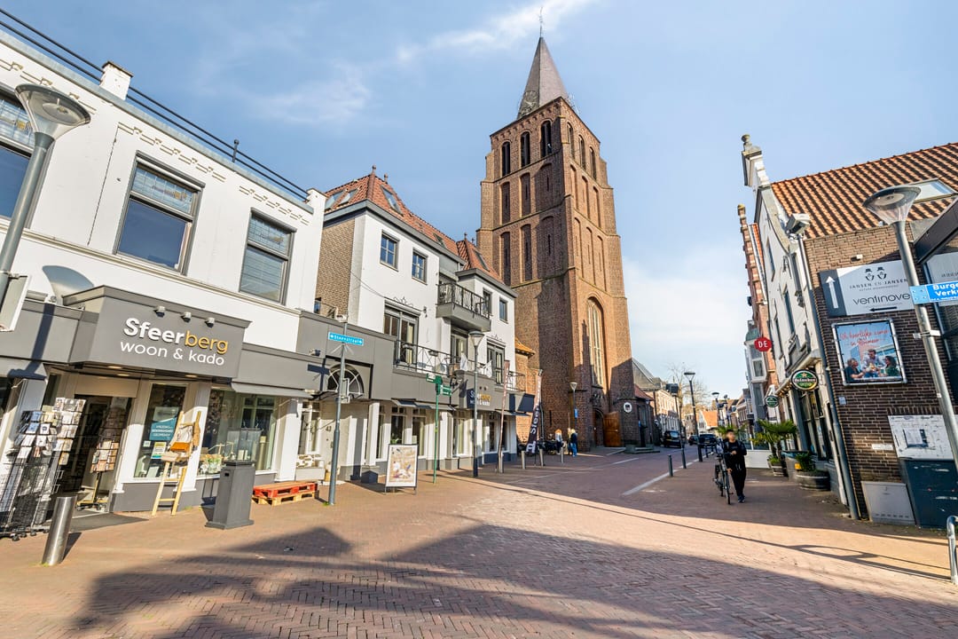 Foto 26 van Titus Brandsmaplein 2