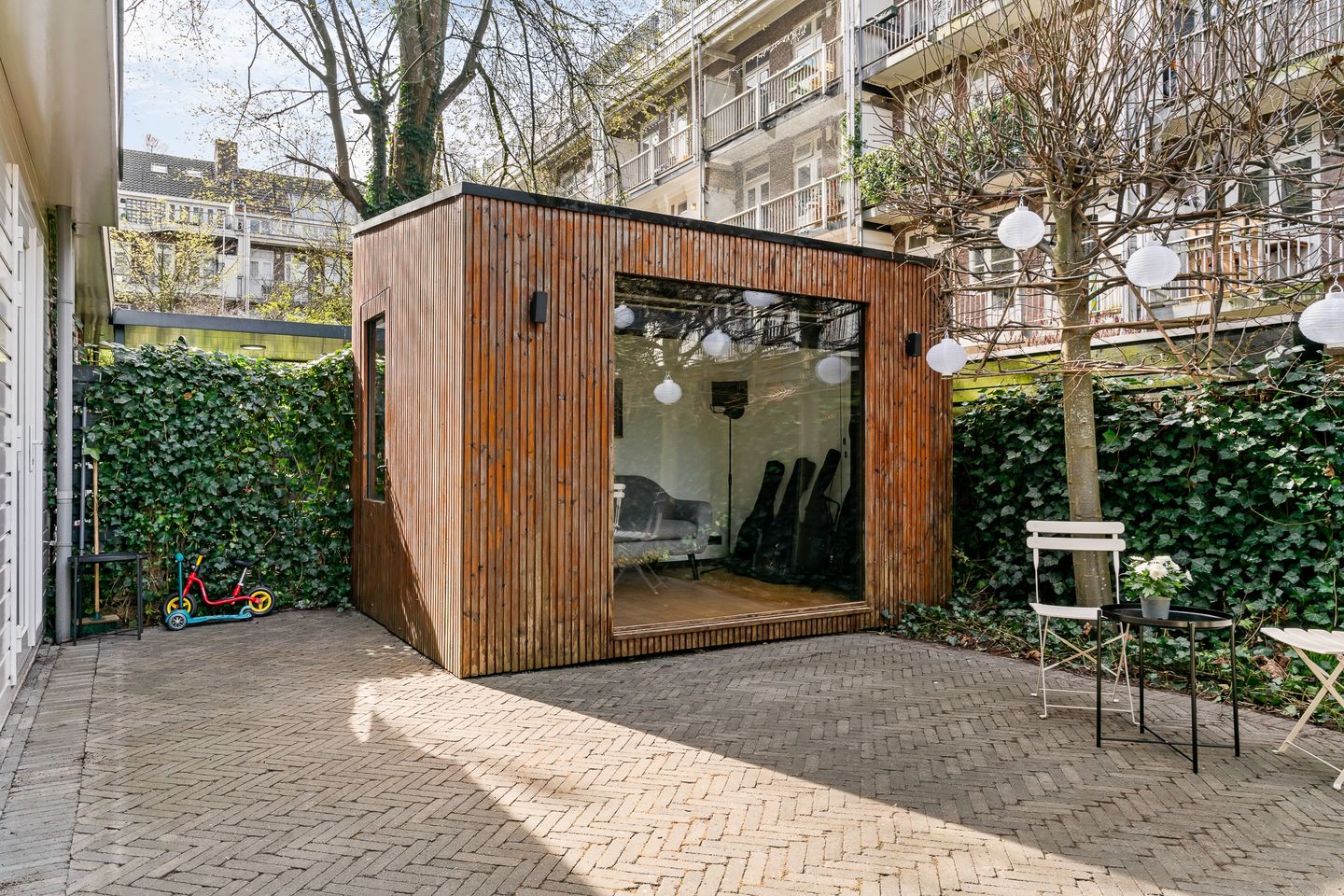 Photo 4 of Haarlemmermeerstraat 58-H