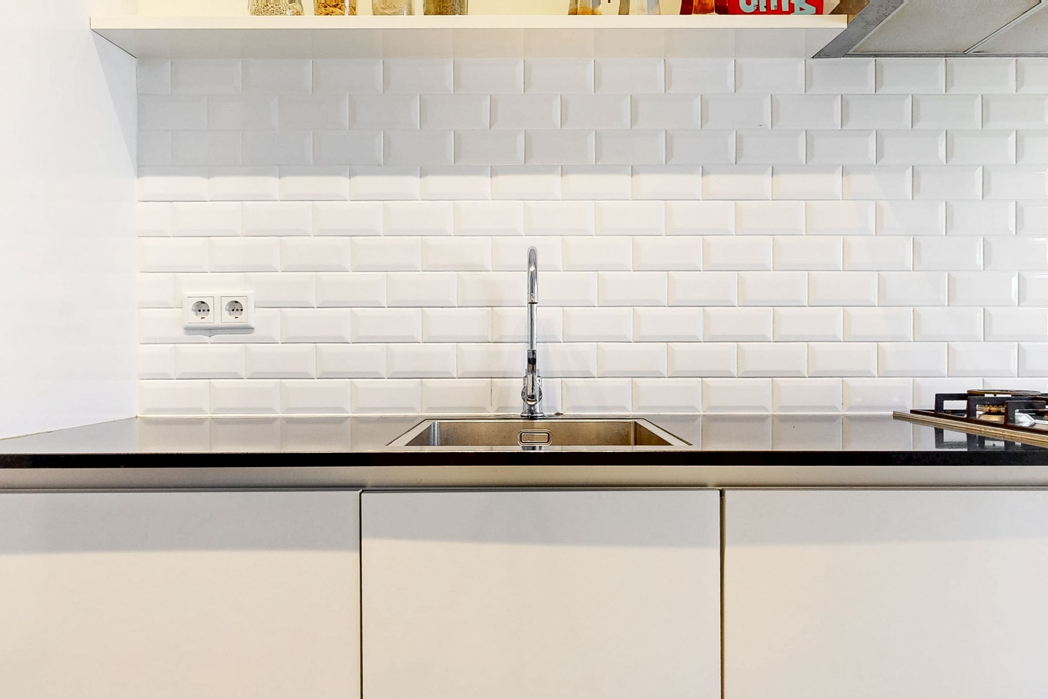 Photo 15 of Haarlemmermeerstraat 58-H