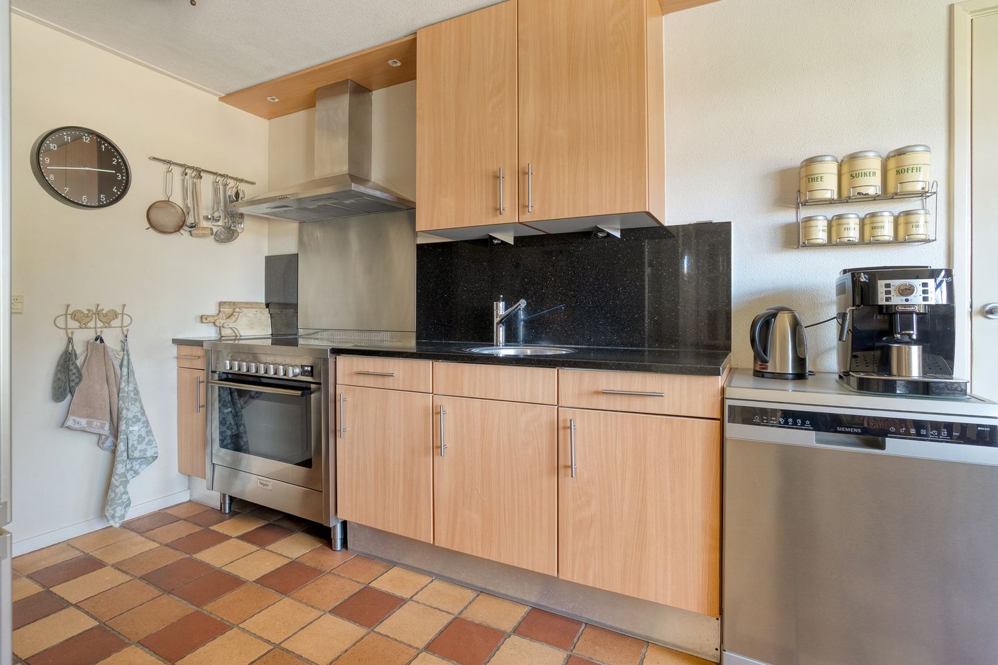 Spacious detached farmhouse with impressive garden and annexe in Haaksbergen — 13