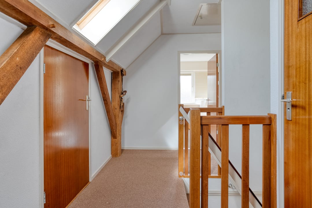 Spacious detached farmhouse with impressive garden and annexe in Haaksbergen — 25