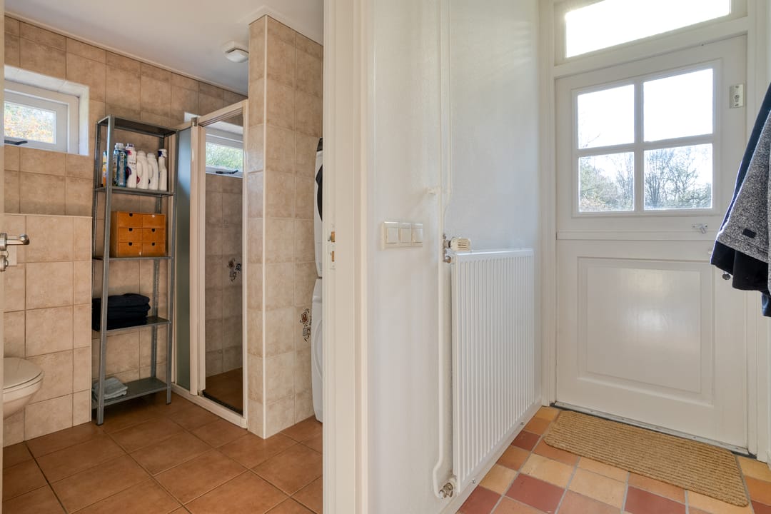 Spacious detached farmhouse with impressive garden and annexe in Haaksbergen — 44
