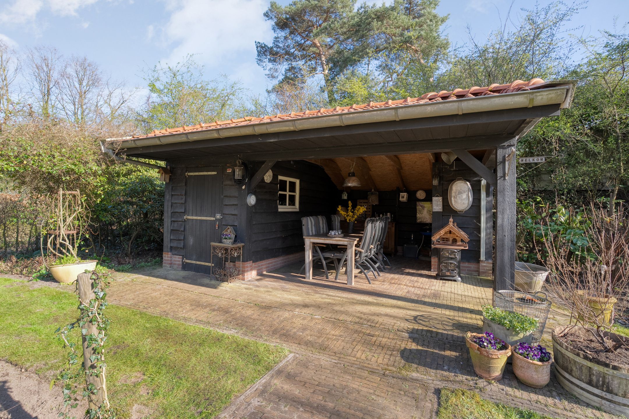 Spacious detached farmhouse with impressive garden and annexe in Haaksbergen — 52
