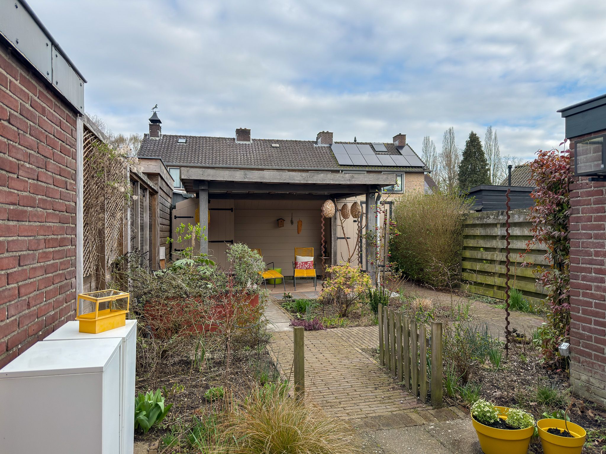 Charming terraced house with 4 bedrooms and delightful garden in Amerongen — 18