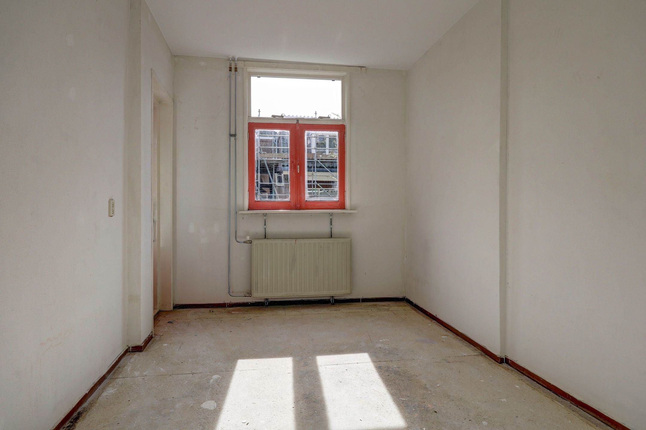 Charming 2-Room Apartment with South-Facing Balcony in De Pijp — 14