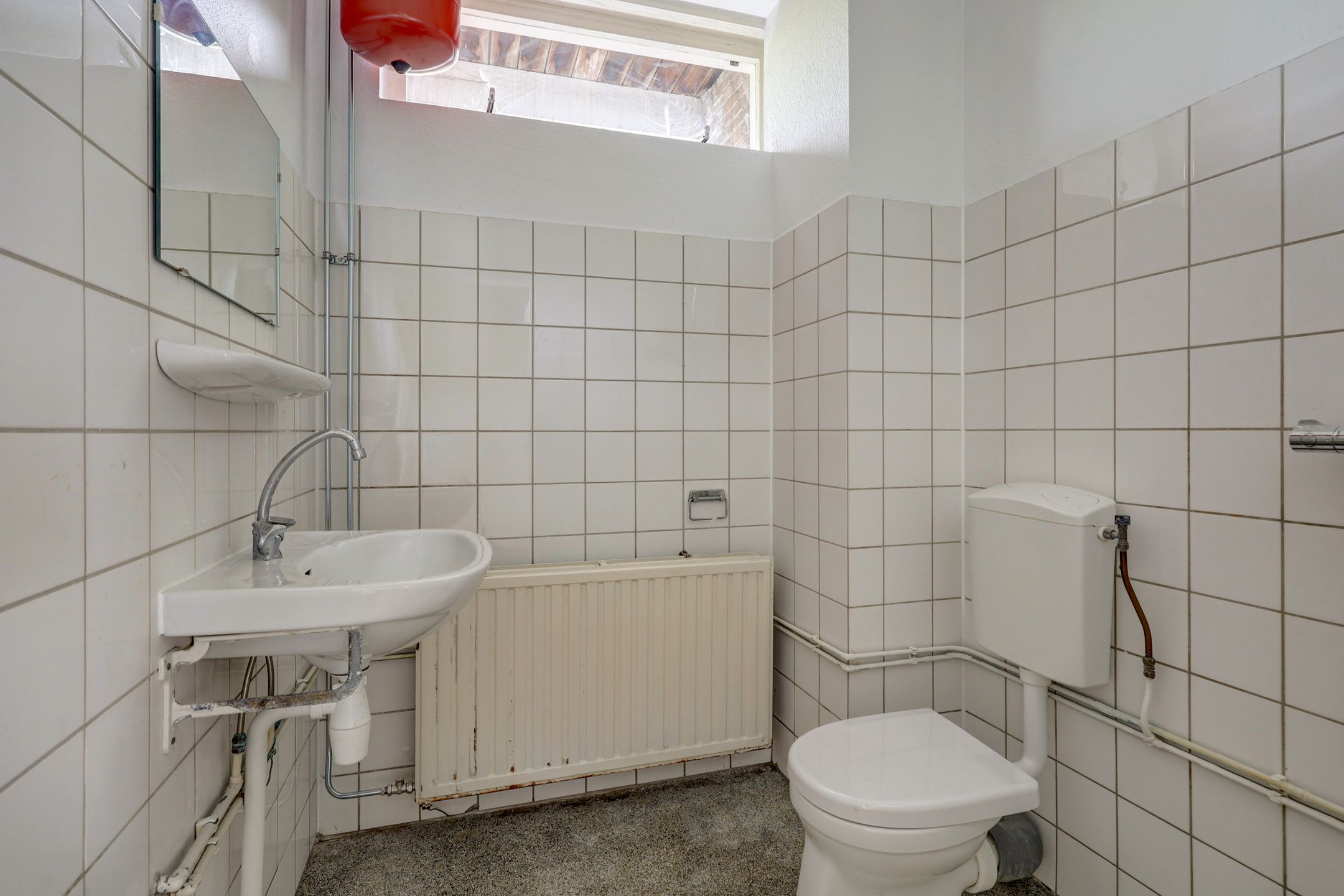 Charming 2-Room Apartment with South-Facing Balcony in De Pijp — 23