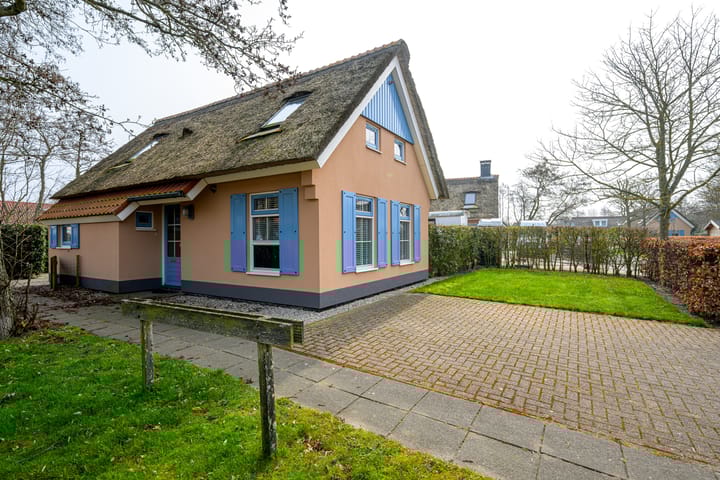 Photo 2 of Bosrandweg 325-A653