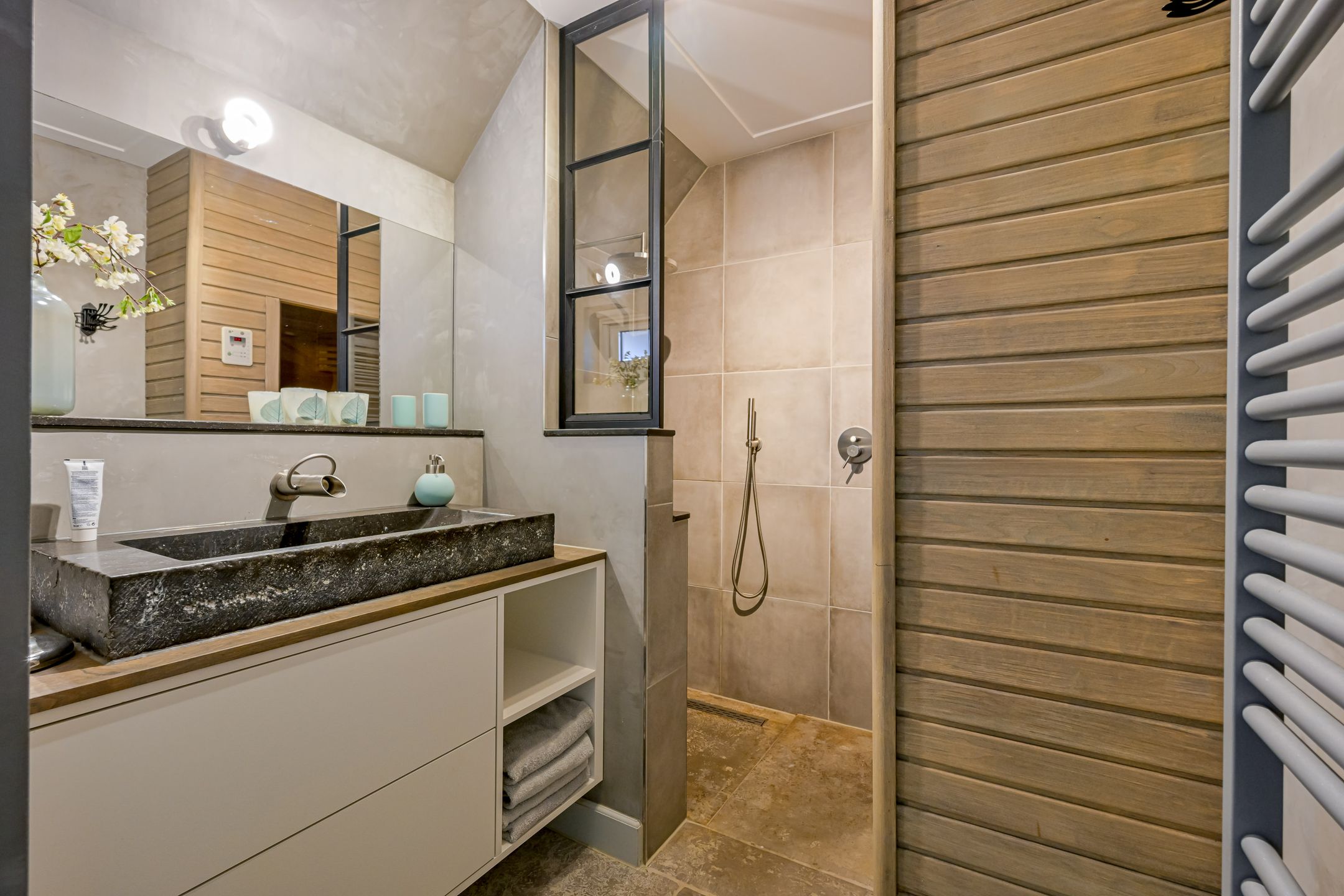 Photo 15 of Bosrandweg 325-A653