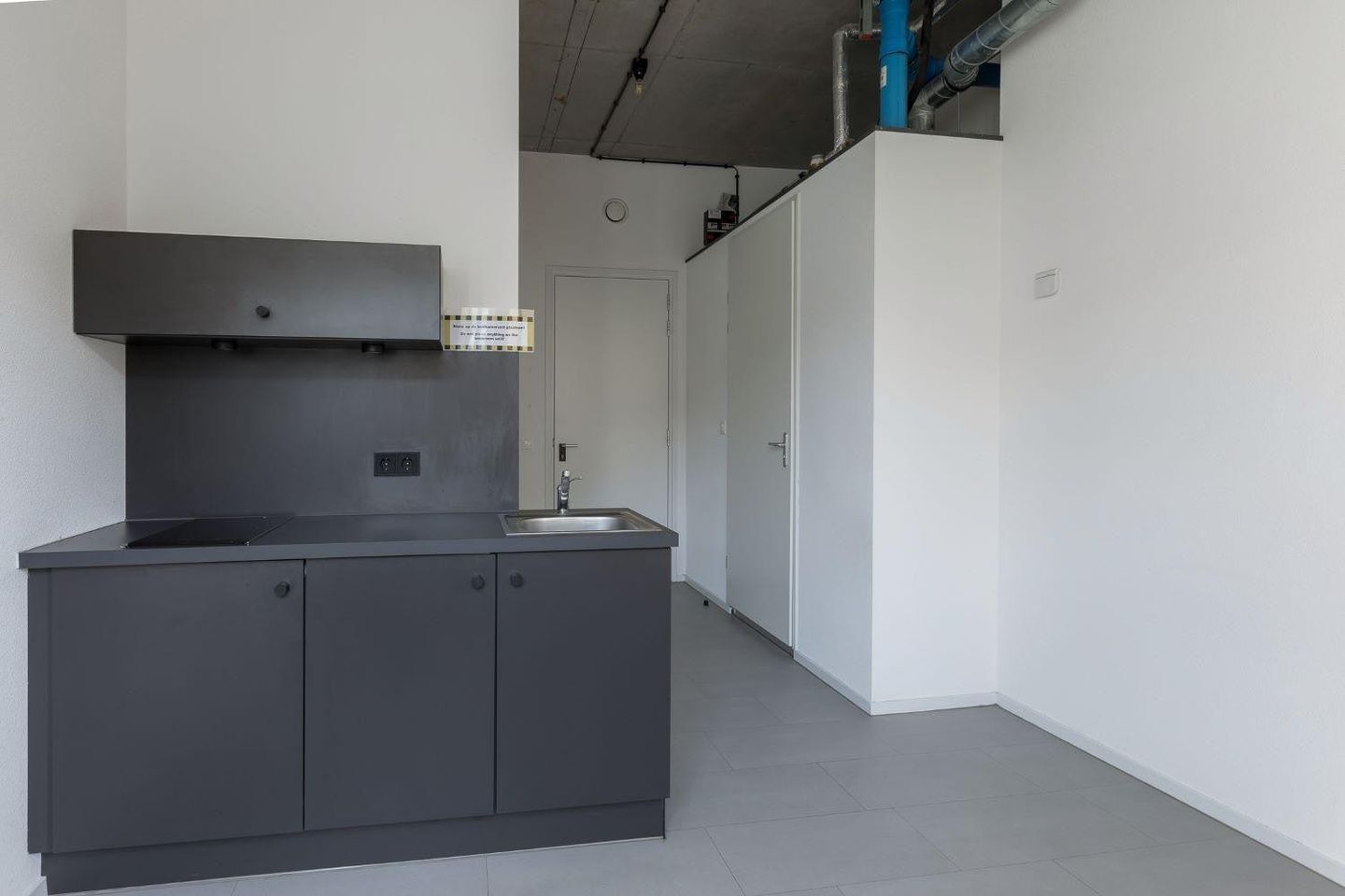 Foto 10 van Bassin 186-C21