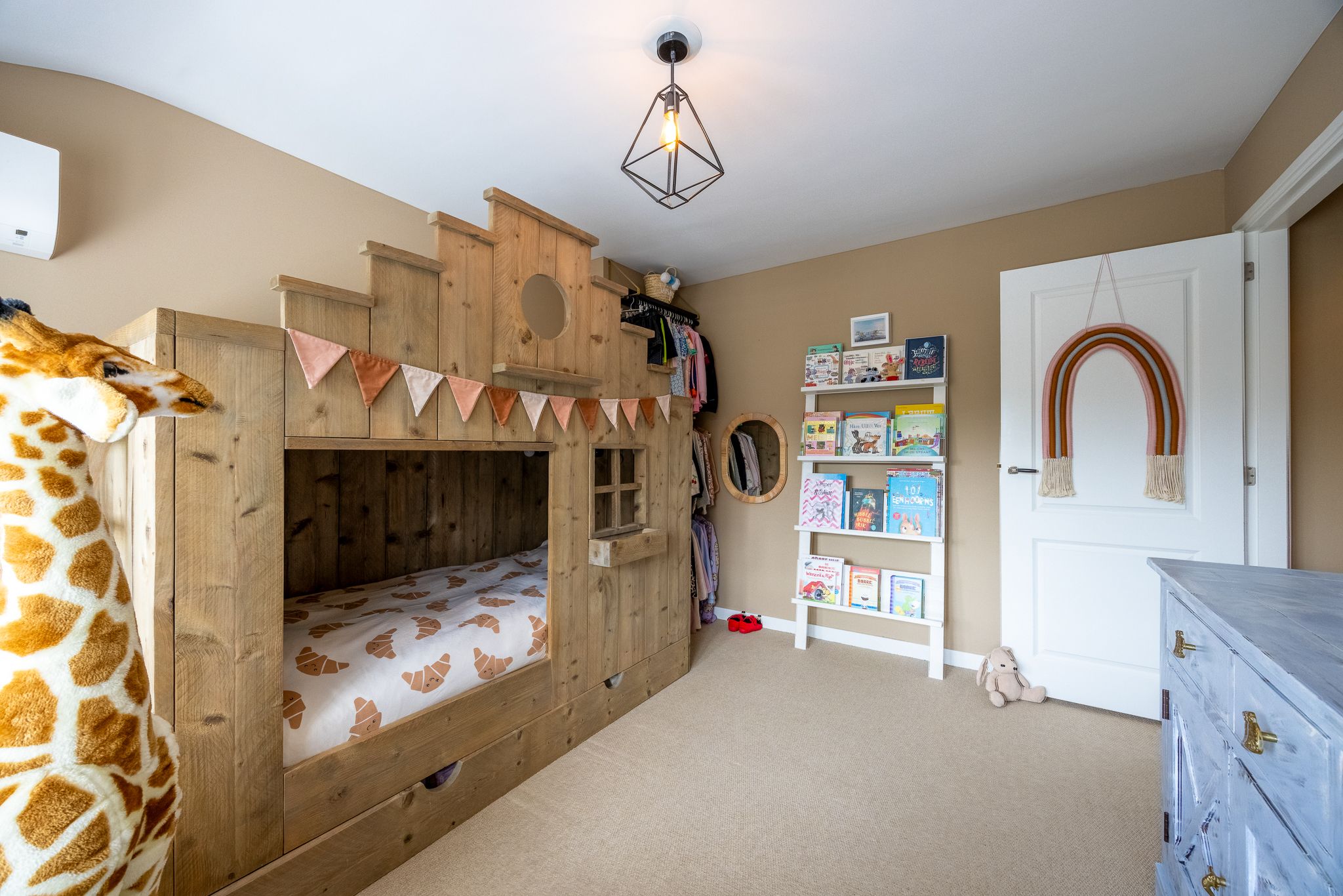 Foto 27 van Goudenregenstraat 38