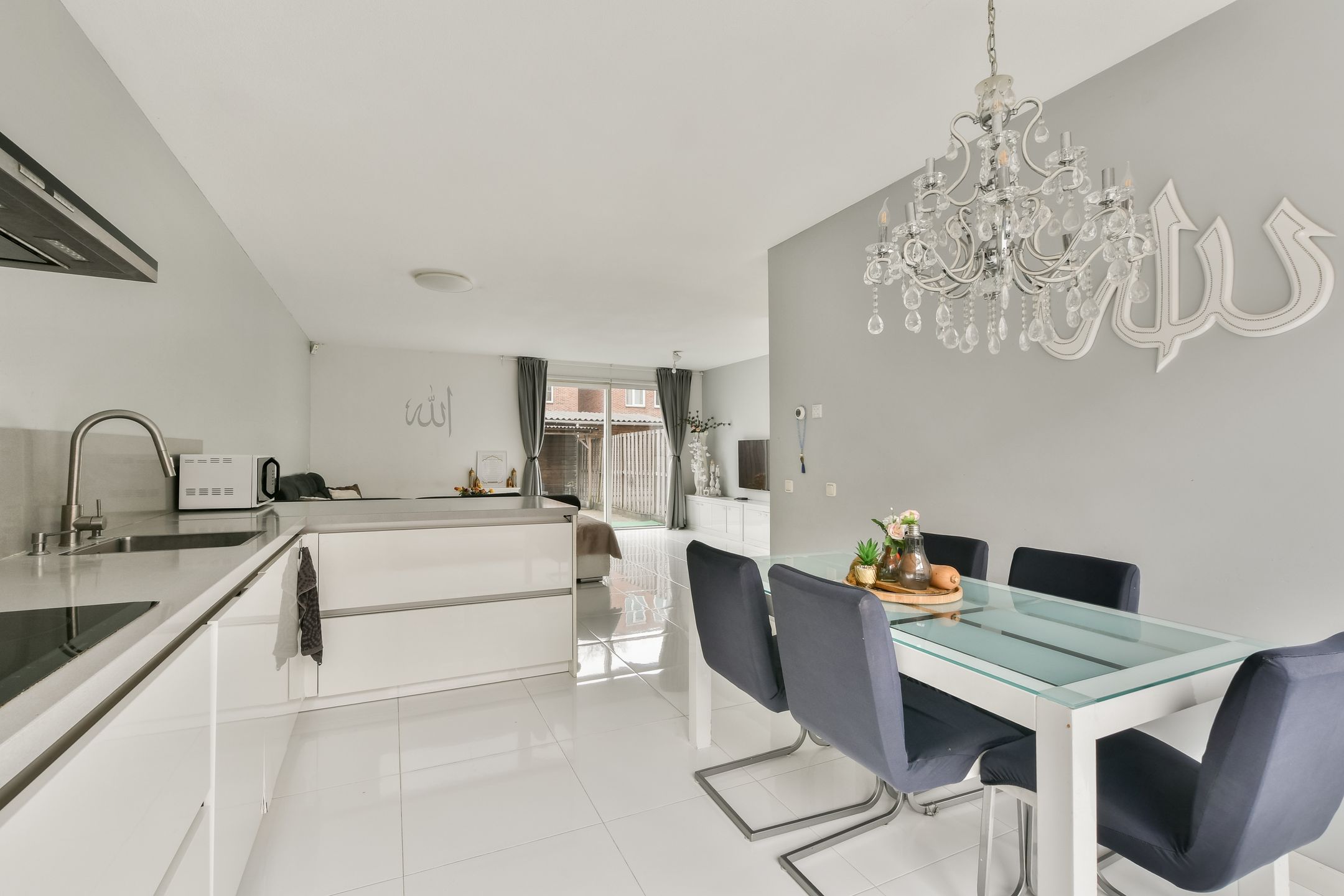 Photo 12 of Kousenbandstraat 32